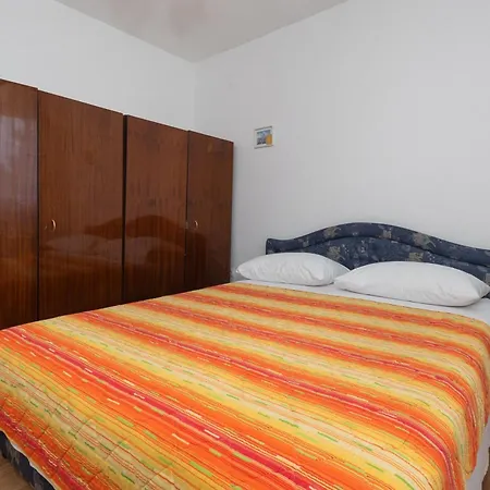 Marin Apartment Primosten