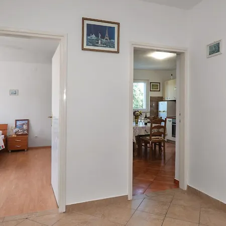 Apartment Marin *
