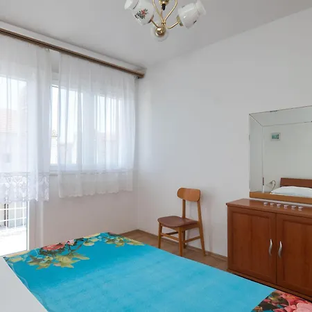 Apartment Marin Primosten